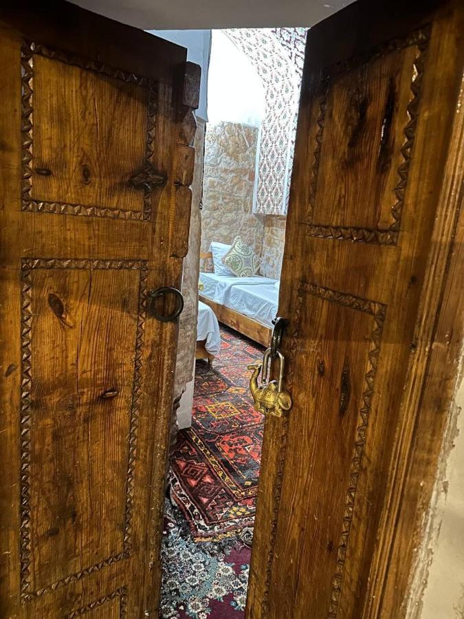 Отель MEKHTAR AMBAR Caravan Sarai XIX Бухара Экстерьер фото