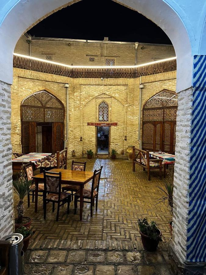 Отель MEKHTAR AMBAR Caravan Sarai XIX Бухара Экстерьер фото