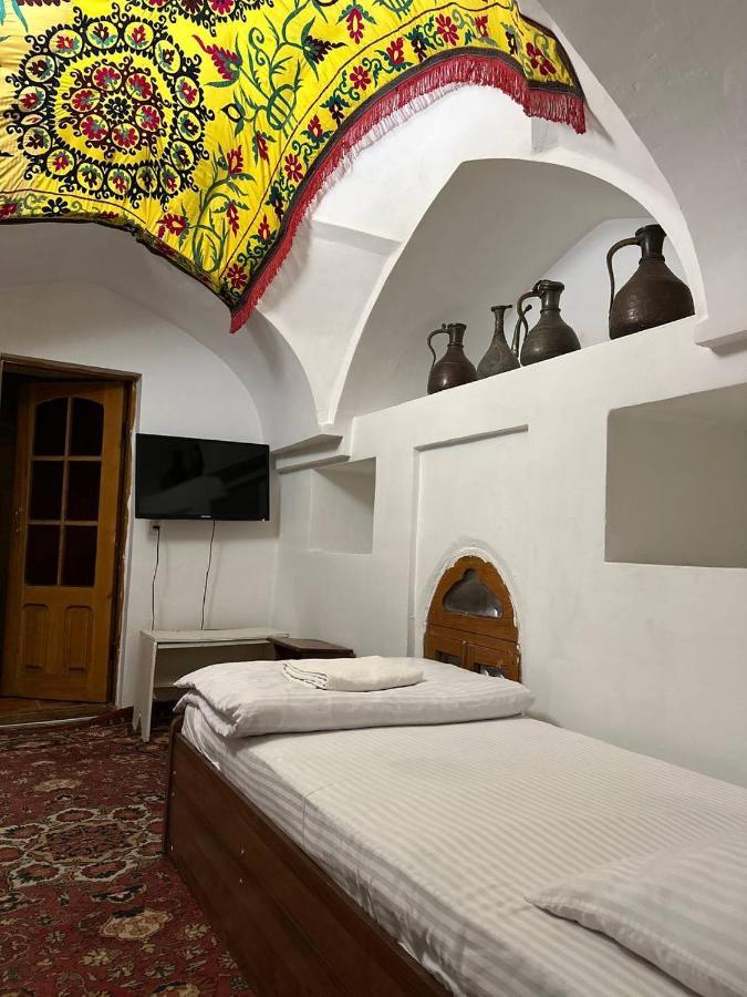Отель MEKHTAR AMBAR Caravan Sarai XIX Бухара Экстерьер фото